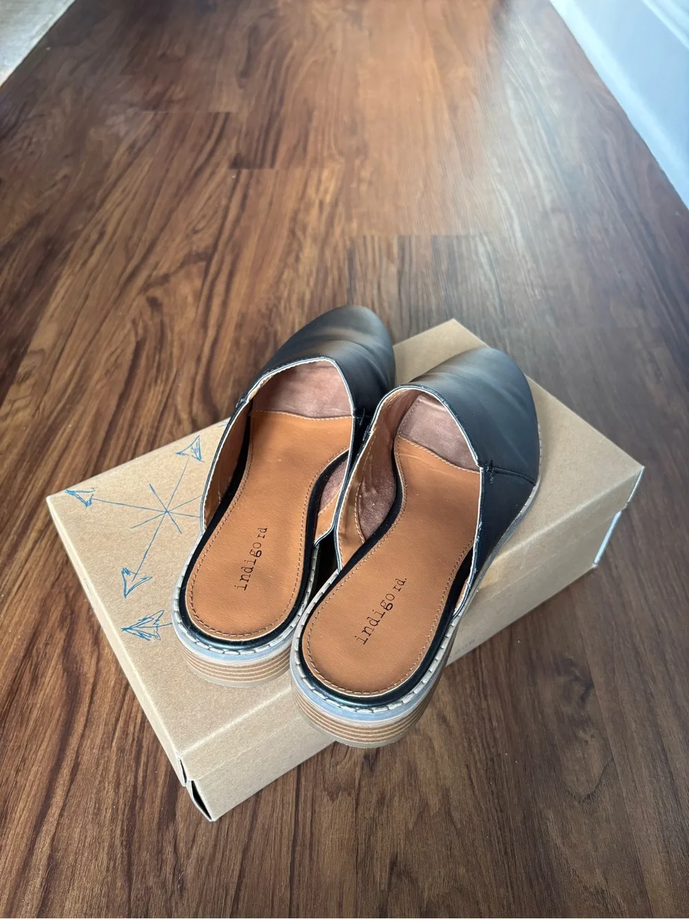Indigo Rd Black Leather Mule Loafers Slip On Shoes Size 9.5M